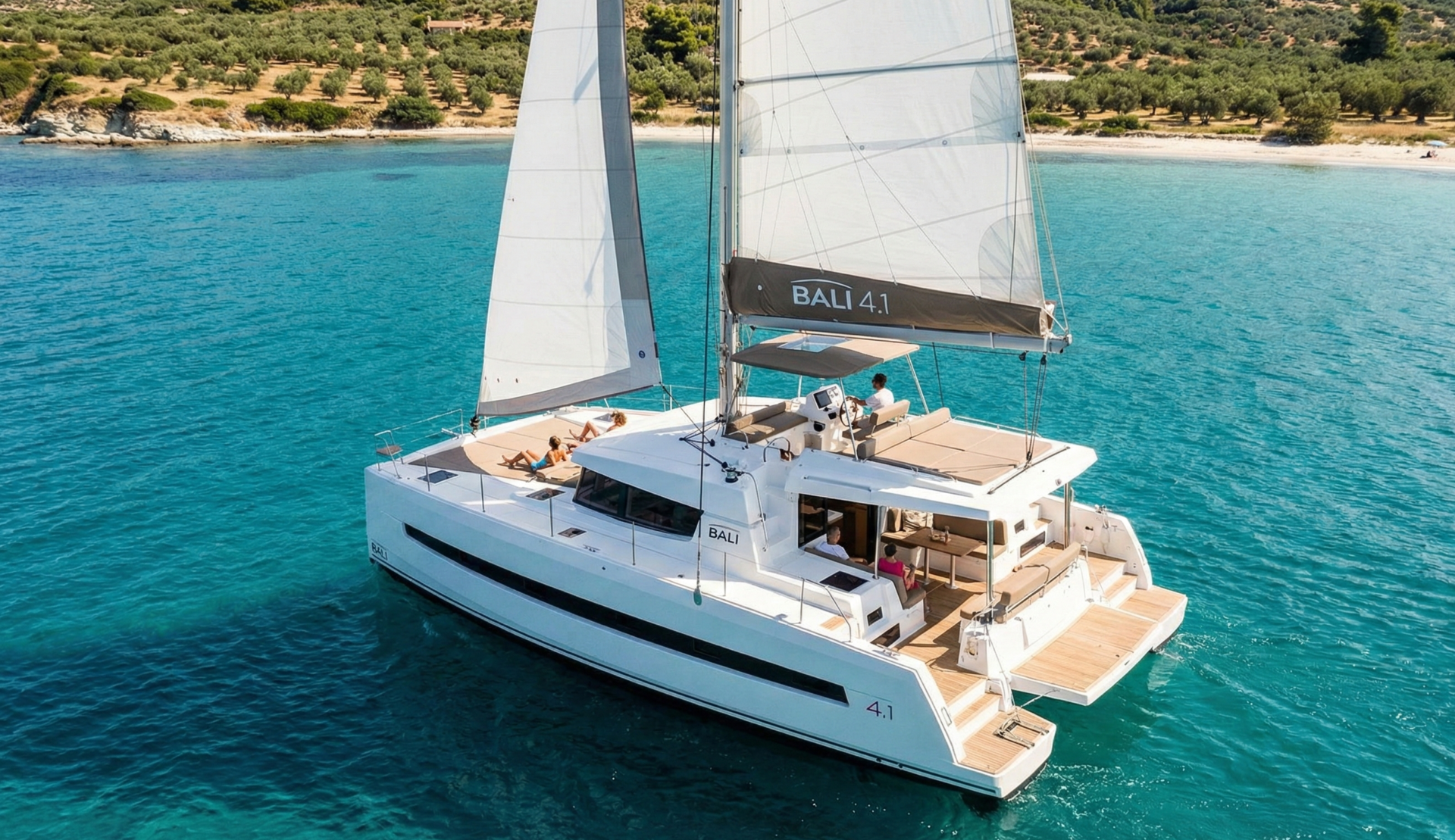 Viva Bali 4.1 καταμαράν στην Παλαιόχωρα